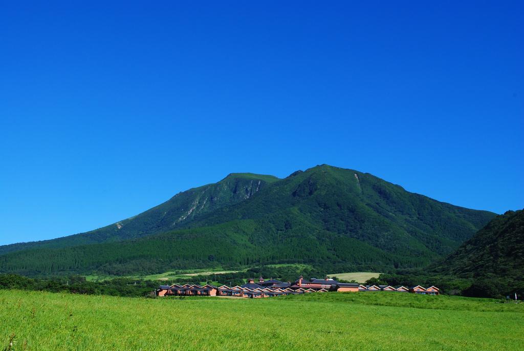 Resonate Club Kuju Hotel Taketa Екстериор снимка